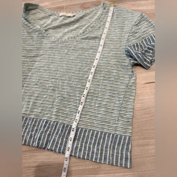 Woman’s Short Sleeve Prana Crop Top Blue and White Size Large - Picture 5 of 6